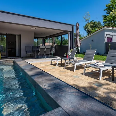 Tatil Evi Shanti, A Luxurious And Modern Surrounded By Nature Santalezi